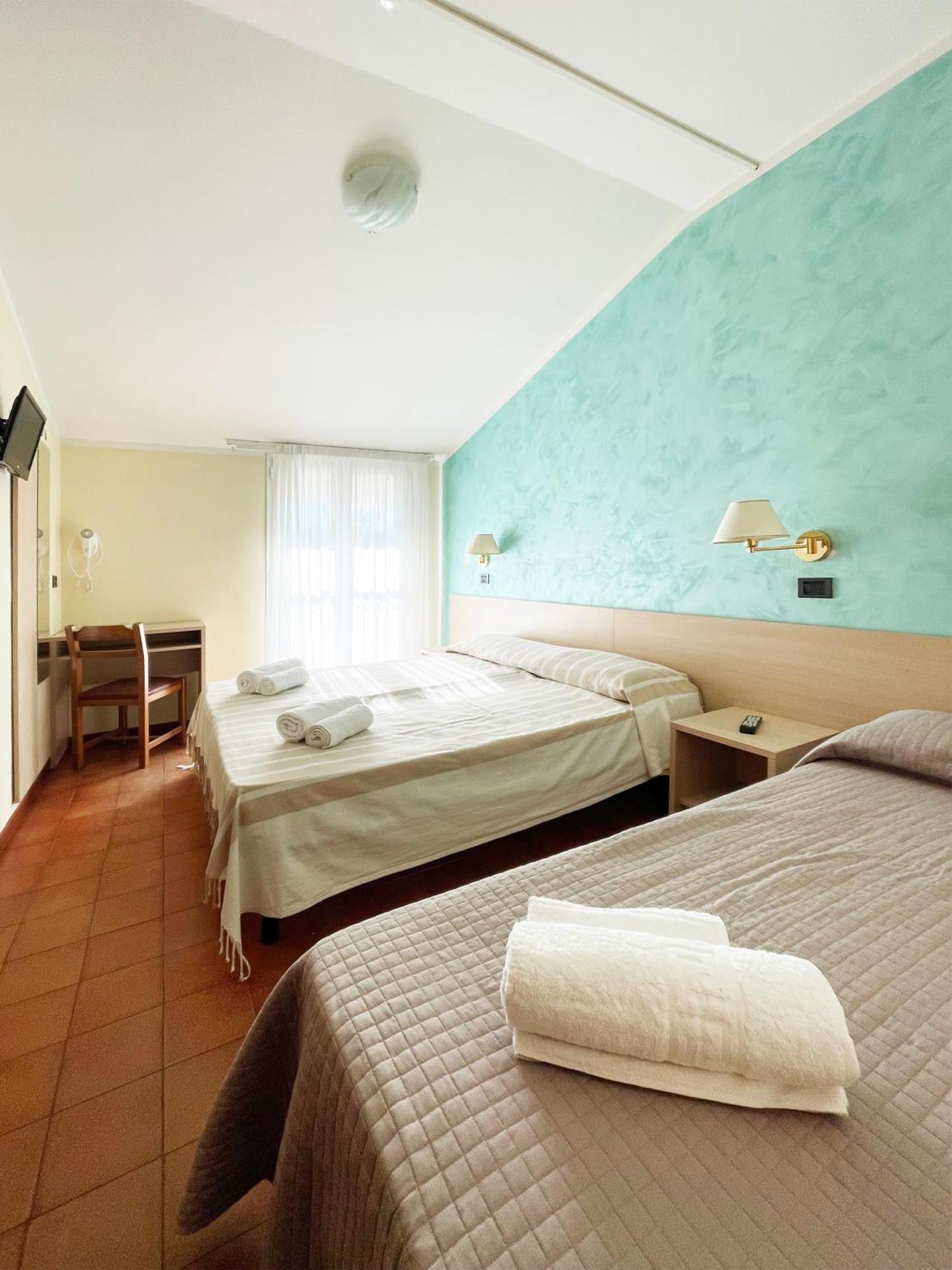 Hotel Reale Rimini Dış mekan fotoğraf