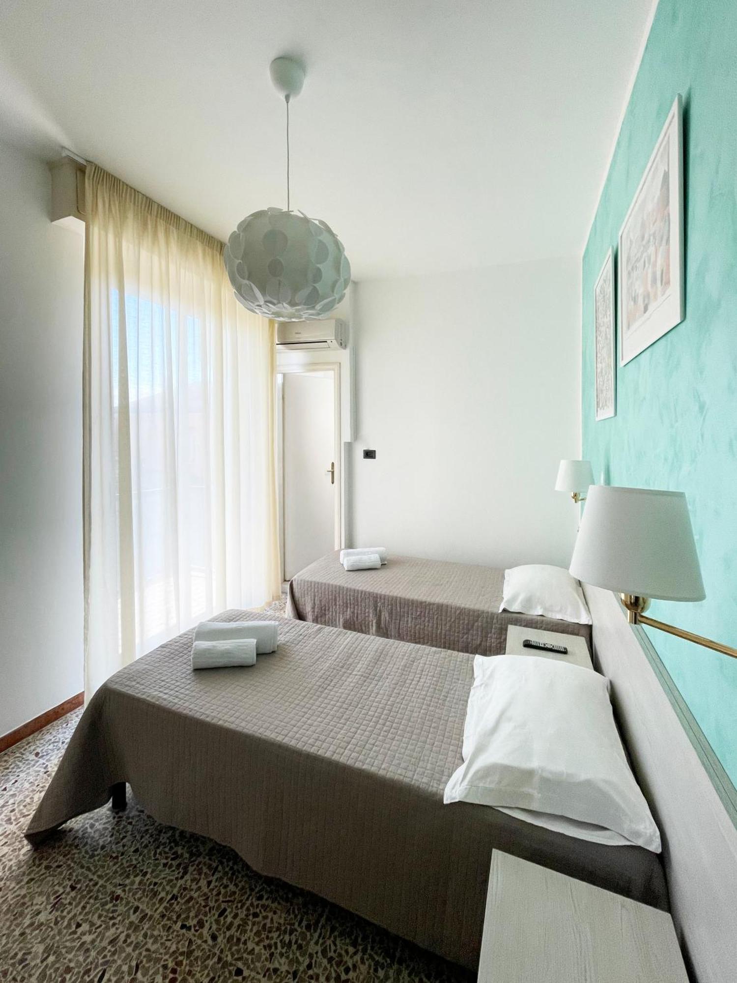 Hotel Reale Rimini Dış mekan fotoğraf