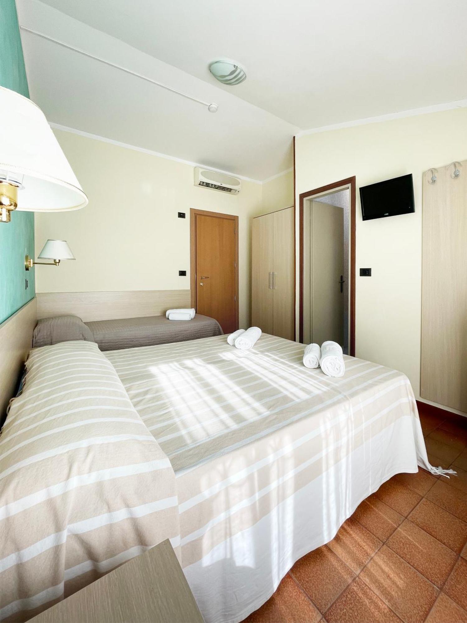 Hotel Reale Rimini Dış mekan fotoğraf