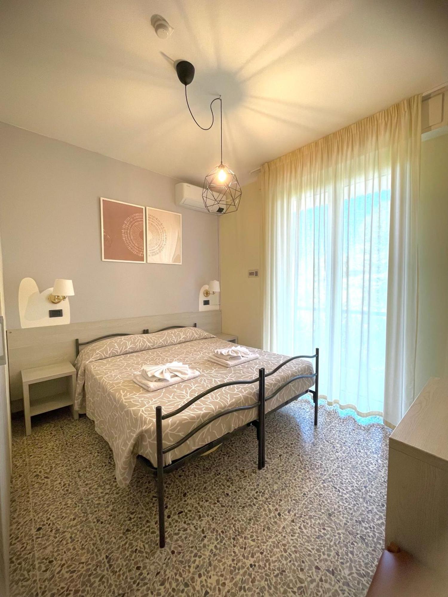 Hotel Reale Rimini Dış mekan fotoğraf