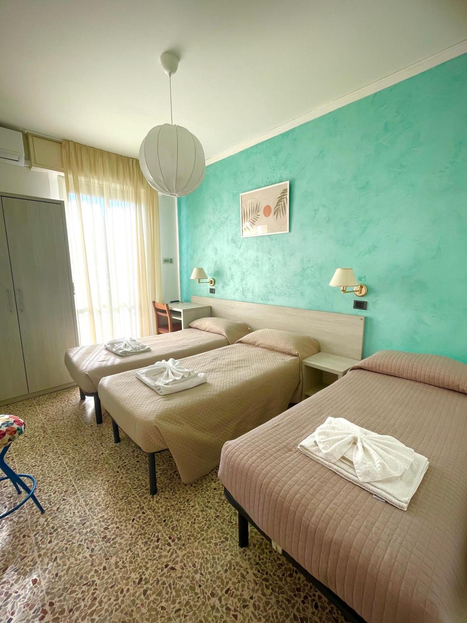 Hotel Reale Rimini Dış mekan fotoğraf