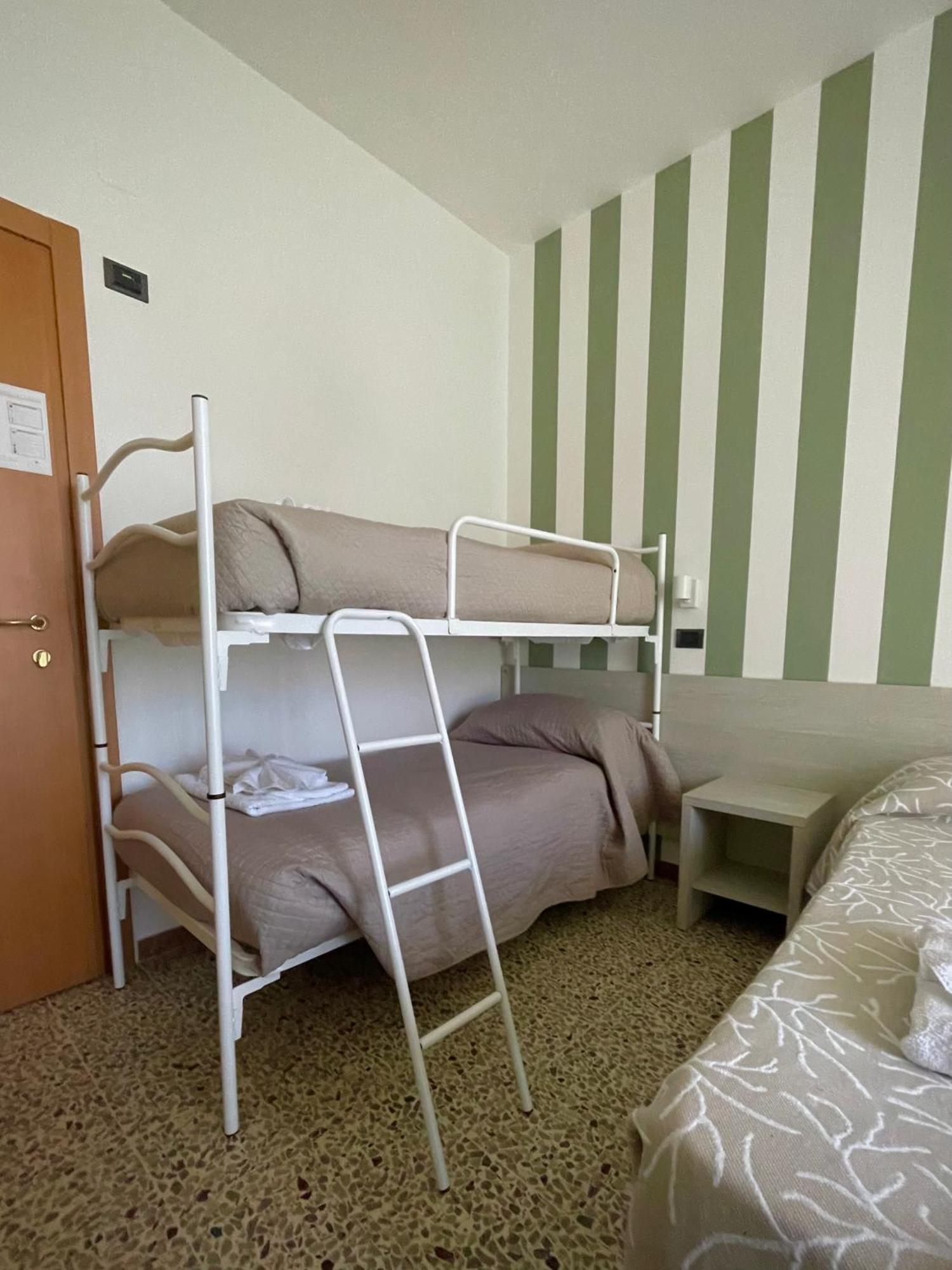 Hotel Reale Rimini Dış mekan fotoğraf