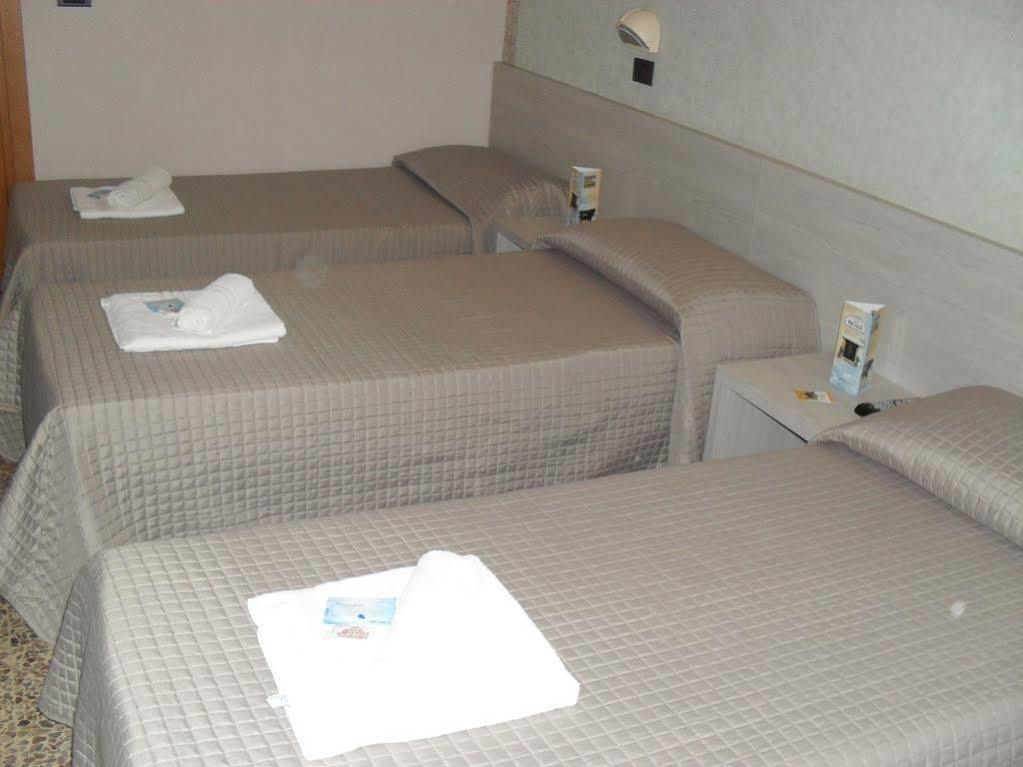 Hotel Reale Rimini Dış mekan fotoğraf
